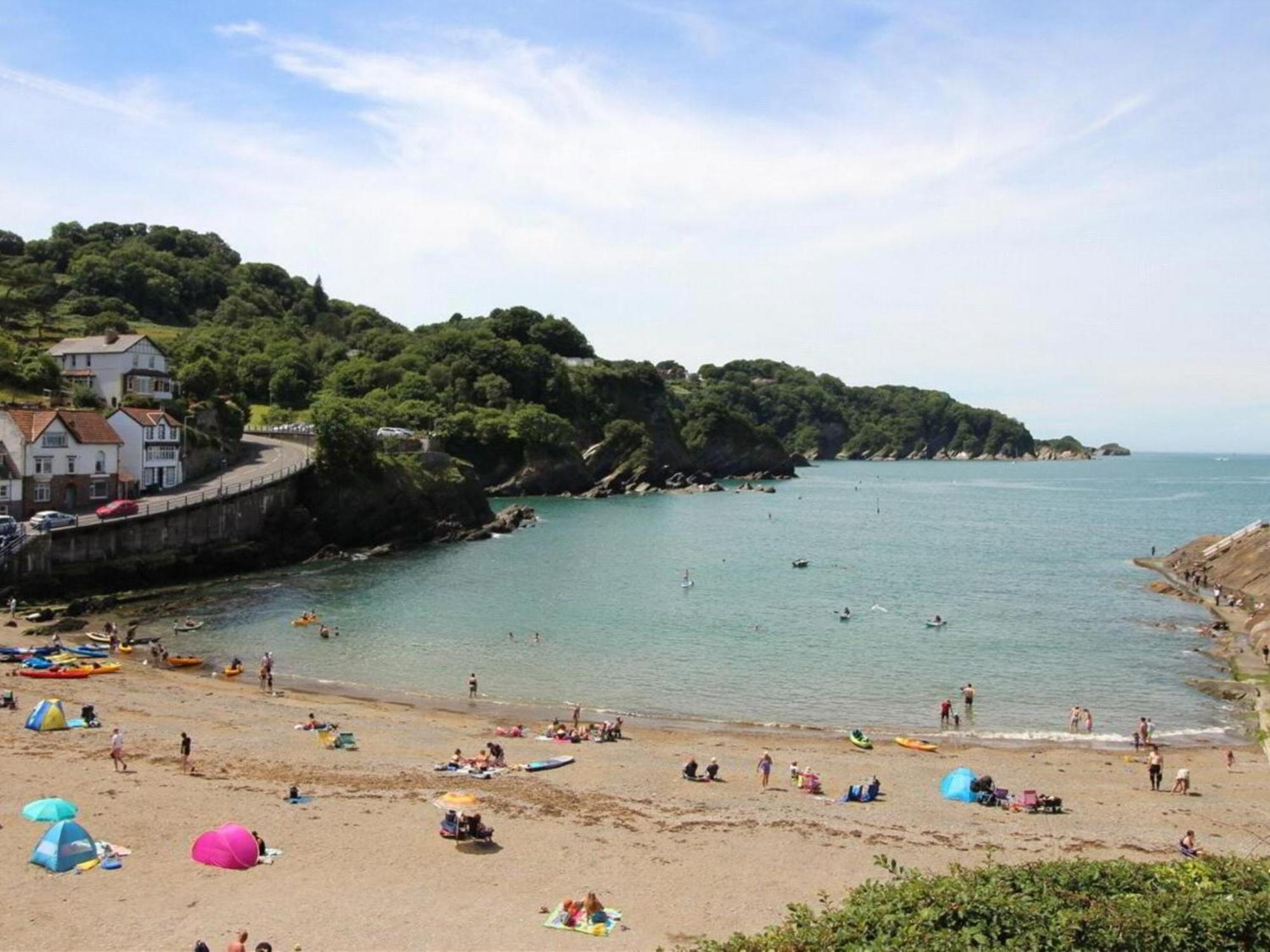 Sunset Villa Combe Martin Exterior photo